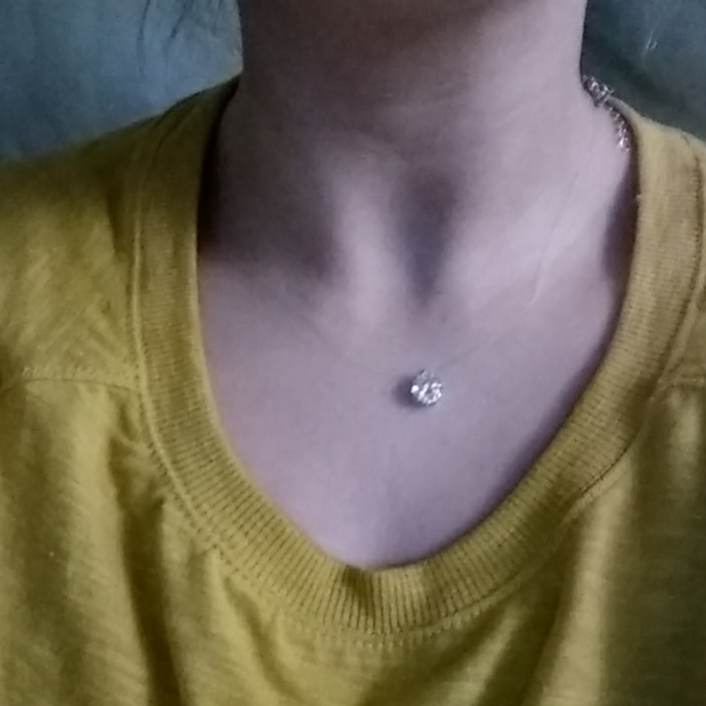 Invincible necklace - Picture 2 of 2